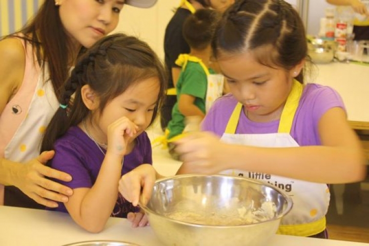 Workshop Soft Chocolate Fudge Cake
